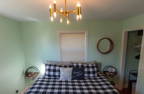 St. Andrews Cottage | Private Luxury Oceanfront Cottage near St. Andrews w/hot tub & pool