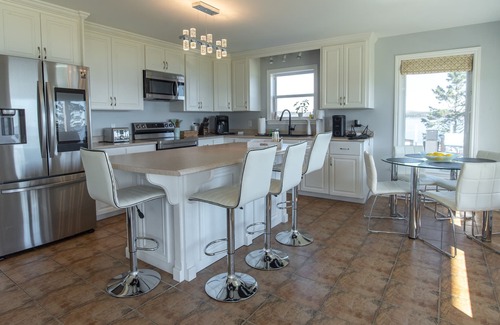 St. Andrews Cottage | Private Luxury Oceanfront Cottage near St. Andrews w/hot tub & pool