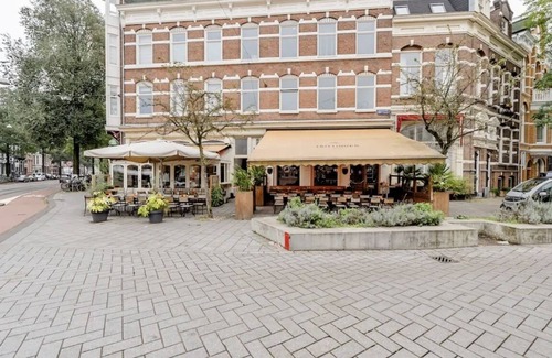 Museum Quarter Apartment | Private Luxury Studio Next to Museum Square and Vondelpark