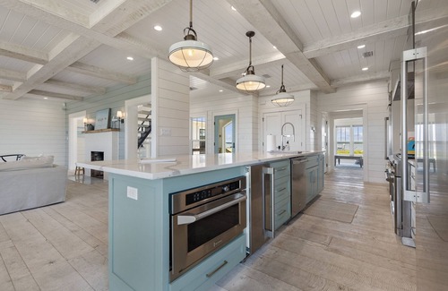 Alligator Point House | PRIVATE LUXURY BEACHFRONT HOME!