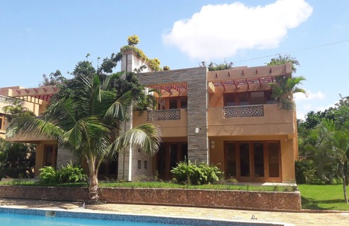 Galu Villa | Private Luxury Villas in Diani Beach, Mombasa Kenya