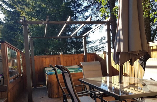 North Cowichan House | Private Mainfloor of House
