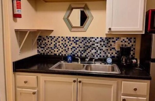 Hinesville House | Private manufactured studio designed to accommodate single individual or couple.