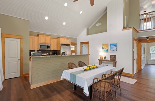 Waverly House | Private marsh home on 5 acres