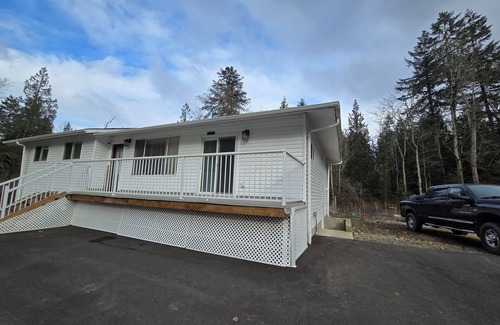 Regional District of Nanaimo House | Private Master Bedroom in a Farmhouse