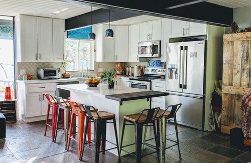 Fallbrook House | Private Mid-Century Zen "Corazon Del Desierto" in Fallbrook