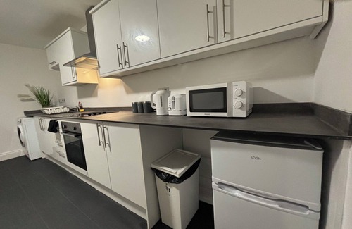 Nottingham Apartment | Private, Minimalist 2 bedroom apartment