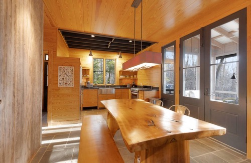Providence Cabin | Private Modern Cabin with hot tub and outdoor shower. Pet friendly!