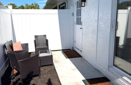 Rural Estates Apartment | Private modern Oasis W kitchen & parking in beautiful Naples with AC