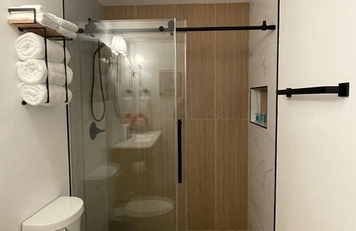 North San Jose House | Private Modern Spacious 1B1B 2 beds - Prime Location