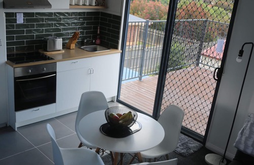 Portland Apartment | private Modern studio apartment with ocean views, balcony and Boat parking