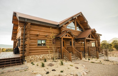 Walsenburg House | Private Mountain Getaway