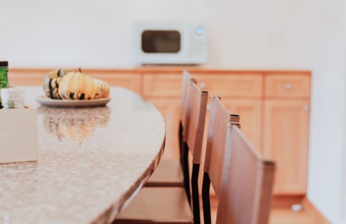 Stockbridge Ski Chalet | Private Mountain Sanctuary | 15 Min to Killington