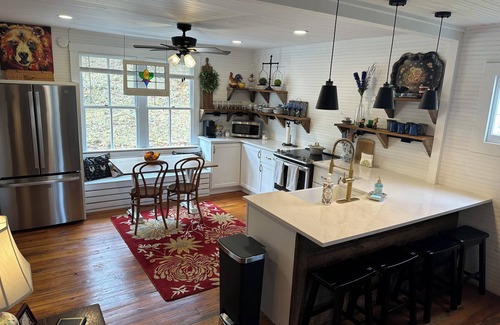 Green Mountain Cottage | Private mountain cottage on 50 pristine acres in the Blue Ridge Mountains
