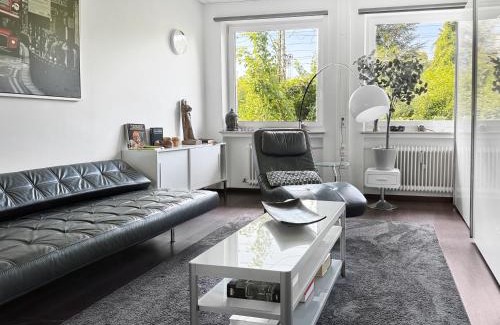 Dreimuhlen Apartment | Private Munich Escape Cinema Lounge Sleeps 17