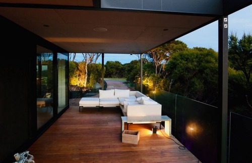 Omiha House | Private New Home with No neighbours & 180 degree views to the horizon