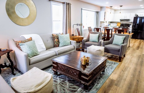 Kentwood House | Private oasis huge heated inground pool with hot tub close to Grand Rapids