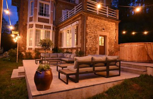 Ardenne Metropole Villa | Private Oasis: Luxe 20-guest Estate, Jacuzzi, 8 Ha