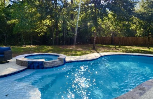Plantersville RV Rental | Private oasis minutes from Texas Renaissance Festival! Camp, swim, relax, enjoy!