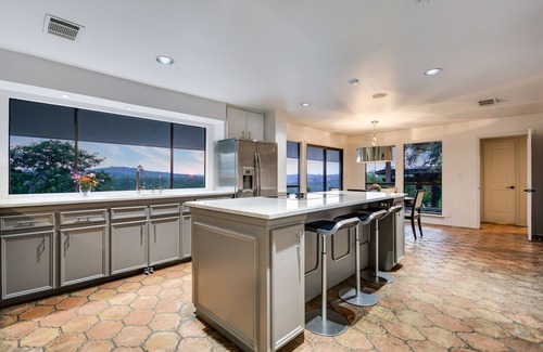 Austin House | Private oasis, spectacular views, near downtown!