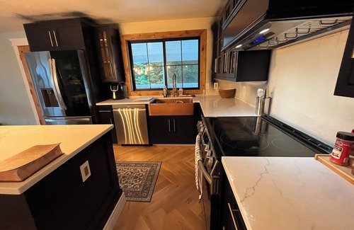 Ocean Park House | Private Ocean front craftsman home with amazing ocean views
