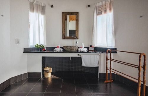 Port Glaud Villa | Private Ocean View Villa 5