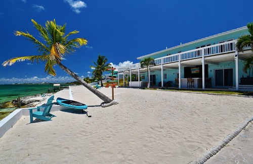 Lubbers Quarters Cay House | Private Oceanfront, Beach, Hottub and Dock, central location