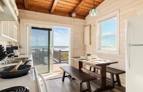 Long Beach House | Private Oceanfront Home! - Ocean View From Anywhere In The Home - Beach Gear - Sleeps 4