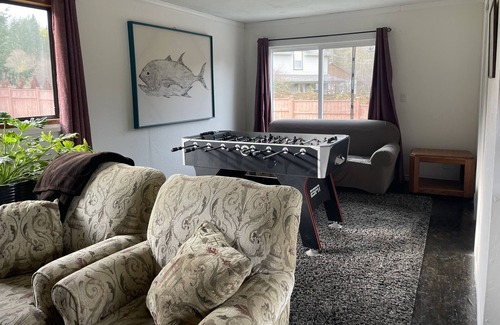 Courtenay Apartment | Private One bedroom apartment on a gated 1.5 acre horse farm