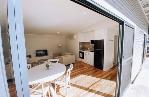 Yallingup House | Private One-Bedroom Studio Nestled in Bushland
