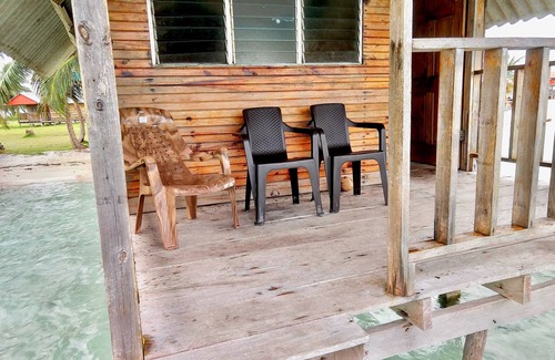 Carti Tupile Cabin | Private Over the Water Cabin on San Blas Island
