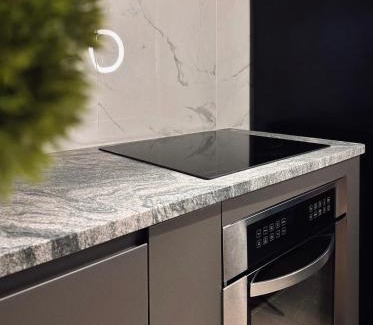 East Allegheny Apartment | Private Parking KING BED City Charm