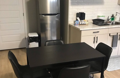 Airdrie Apartment | Private & Peaceful Retreat Close to YYC & Premium Outlet Mall