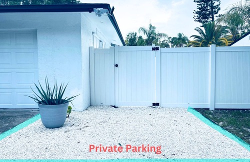 Sarasota Springs Apartment | Private & Peaceful Studio Apt - Central Location & Just Mins To Hospitals!