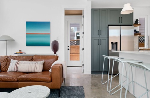 Rosewood House | Private peaceful Zen house located in a vibrant East Austin neighborhood.