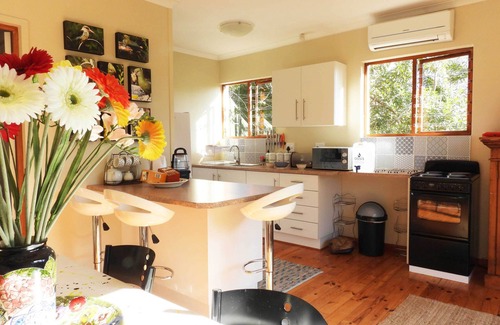 Hunter's Home Apartment | Private. Peacefull. Perfect. Garden Route