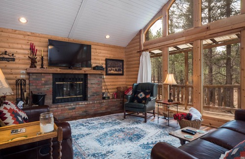 Guadalupita Cabin | Private Peak Velo Remote Mountain Retreat
