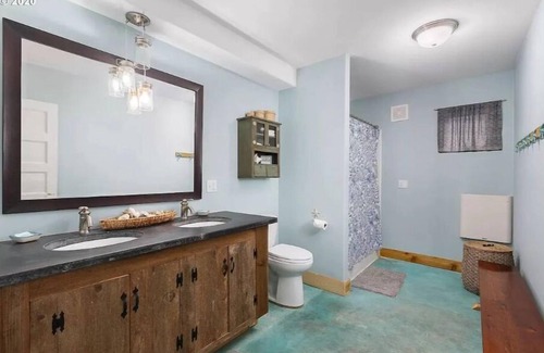 Tierra Del Mar House | Private pet friendly beach house, steps to beach