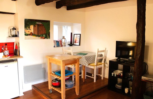 Rouffignac-Saint-Cernin-de-Reilhac Cottage | PRIVATE POOL! Old Barn. With Stunning Views of the Chateau and the Valley