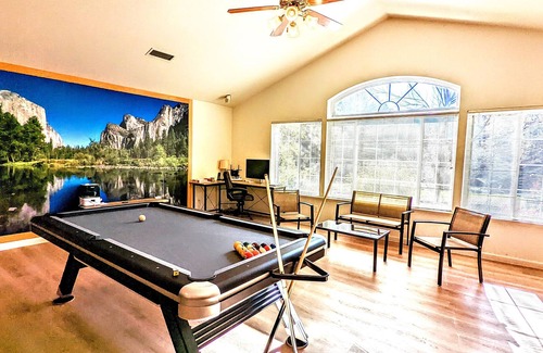 Mariposa Cottage | Private pond, bbq, close to Yosemite.