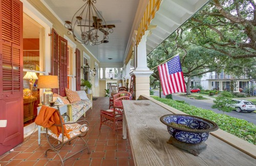 New Orleans House | Private Pool and Backyard Lavish New Orleans Haven!