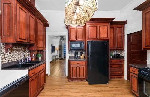 Birmingham Hotel | Private Pool and Renovated Home