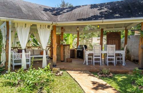 Diani Beach Cottage | private pool cottage diani beach