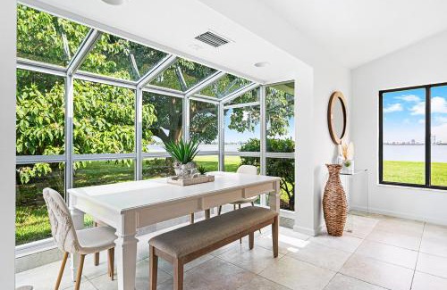Palm Beach - West Palm Beach House | Private Pool Fire Pit, Stylish Escape Near Dt