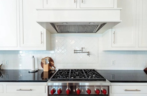 Palmetto Bluff House | Private Pool, Game Room, Elevator, Garage!