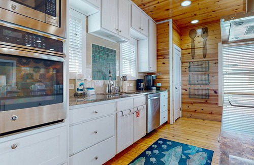 Safe Harbor House | Private Pool, Golf Cart Included, Gulf Views