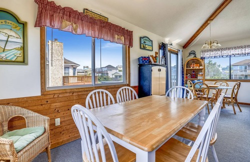 Carolina Dunes House | Private pool, hot tub, in Duck. 850 ft to beach! Pet Friendly!