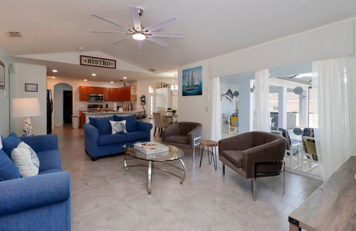 Tuscan Ridge House | Private Pool, Hot Tub & Movie Room – Sleeps 9