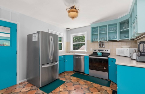 Nashville House | Private Pool! Hot Tub! Fire Pit! 10 Beds!