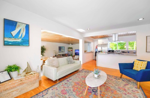 South Miami House | Private Pool Oasis – Ideal Vacation Escape